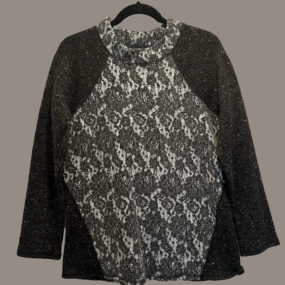 Apropos boutique medium sweater
